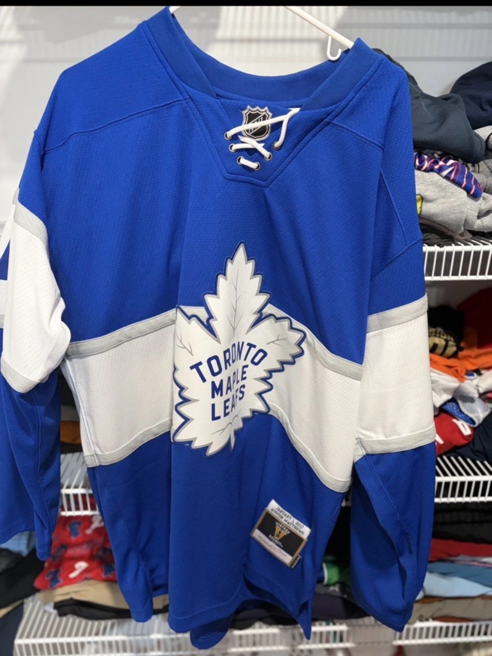 Men's Auston Matthews 2017 Mitchell & Ness Toronto Maple Leafs Jersey XL Used